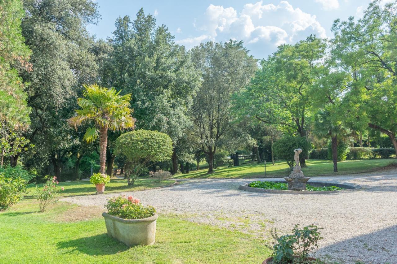 פרוג'ה Country House Villa Poggiolo מראה חיצוני תמונה