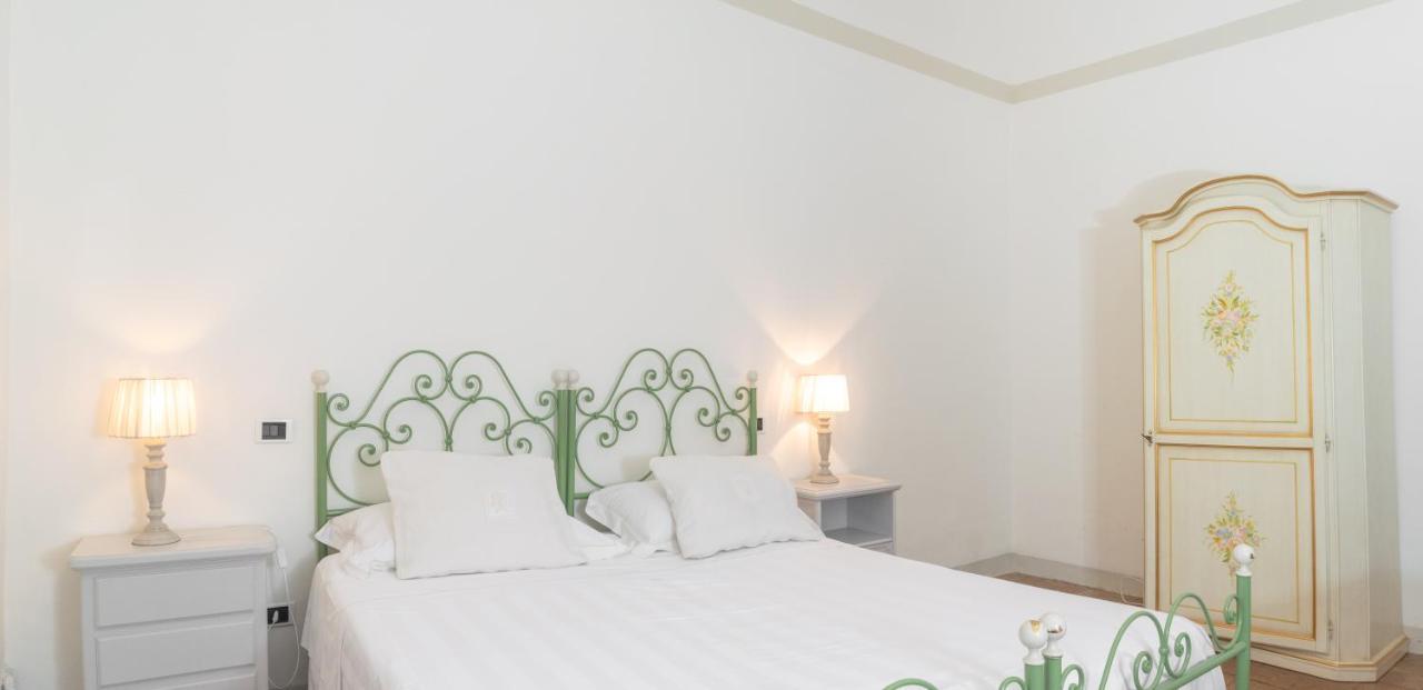 פרוג'ה Country House Villa Poggiolo מראה חיצוני תמונה