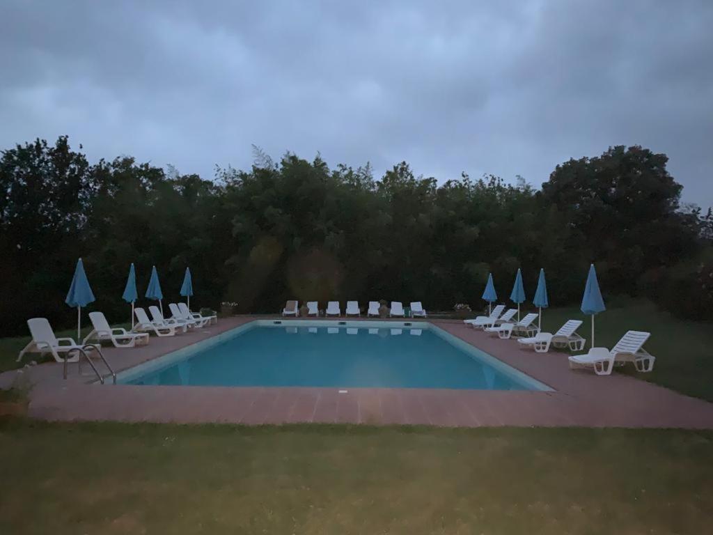 פרוג'ה Country House Villa Poggiolo מראה חיצוני תמונה